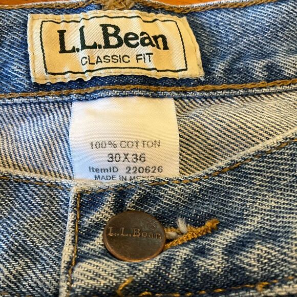 Upcycled LL Bean Straight Leg Jeans 5 Pocket, sun and bee painted on pockets! Si - Picture 15 of 16